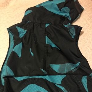 Lululemon running vest